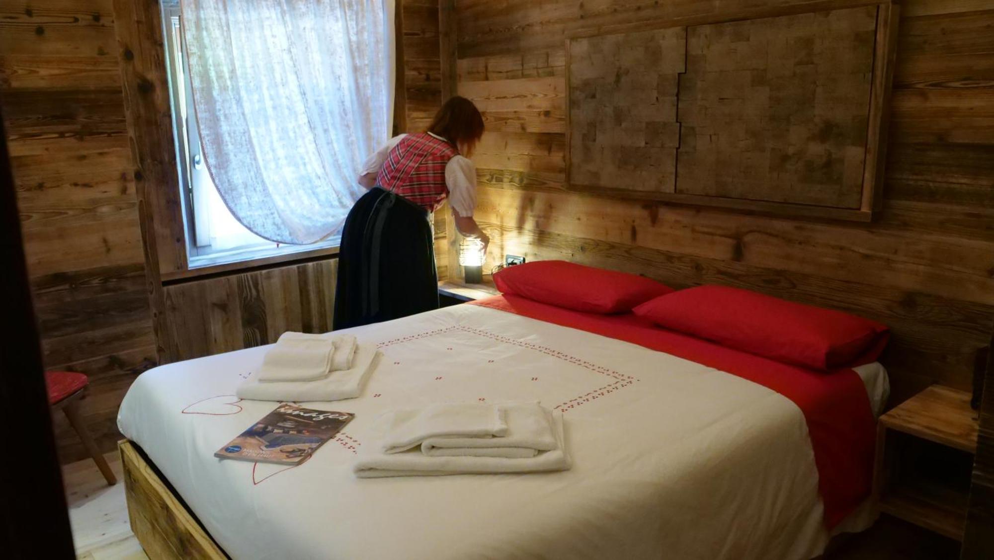 דומג'ה די קדורה B&B Rossodisera מראה חיצוני תמונה